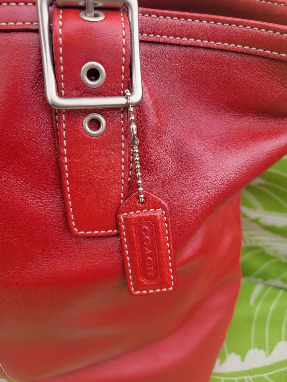 Vintage Coach Hampton Red Leather Shopper Tote Bag with Buckle Straps - Picture 3 of 11